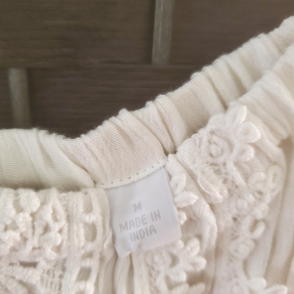 White Romp - Picture 4 of 4